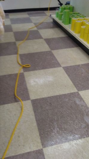 Before & After Floor Waxing in Hattiesburg, MS (1)